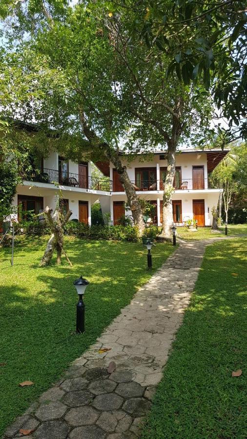 Ayurveda Centrum Lawrence Hill Paradise Хіккадува Екстер'єр фото