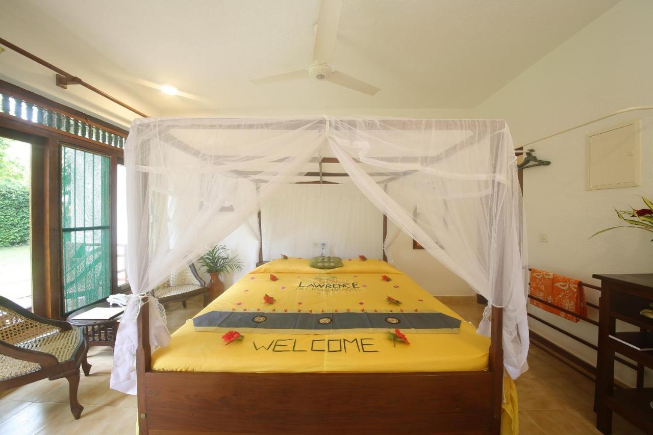 Ayurveda Centrum Lawrence Hill Paradise Хіккадува Екстер'єр фото